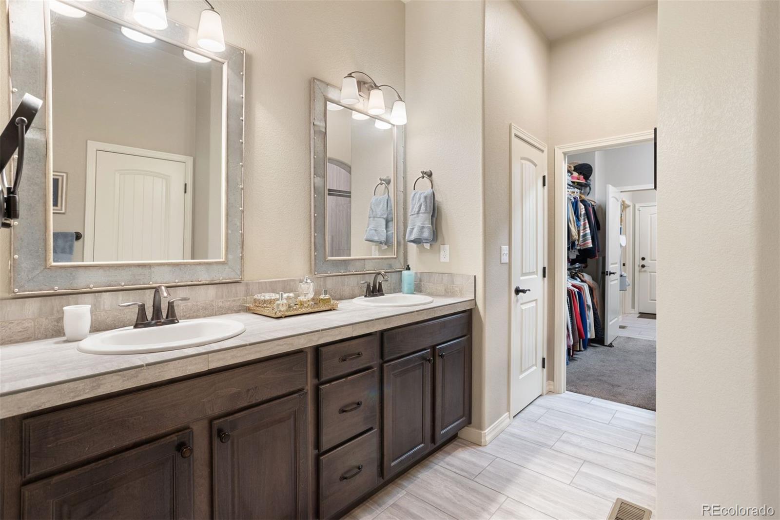 MLS Image #15 for 13868  paradise villas grove,colorado springs, Colorado