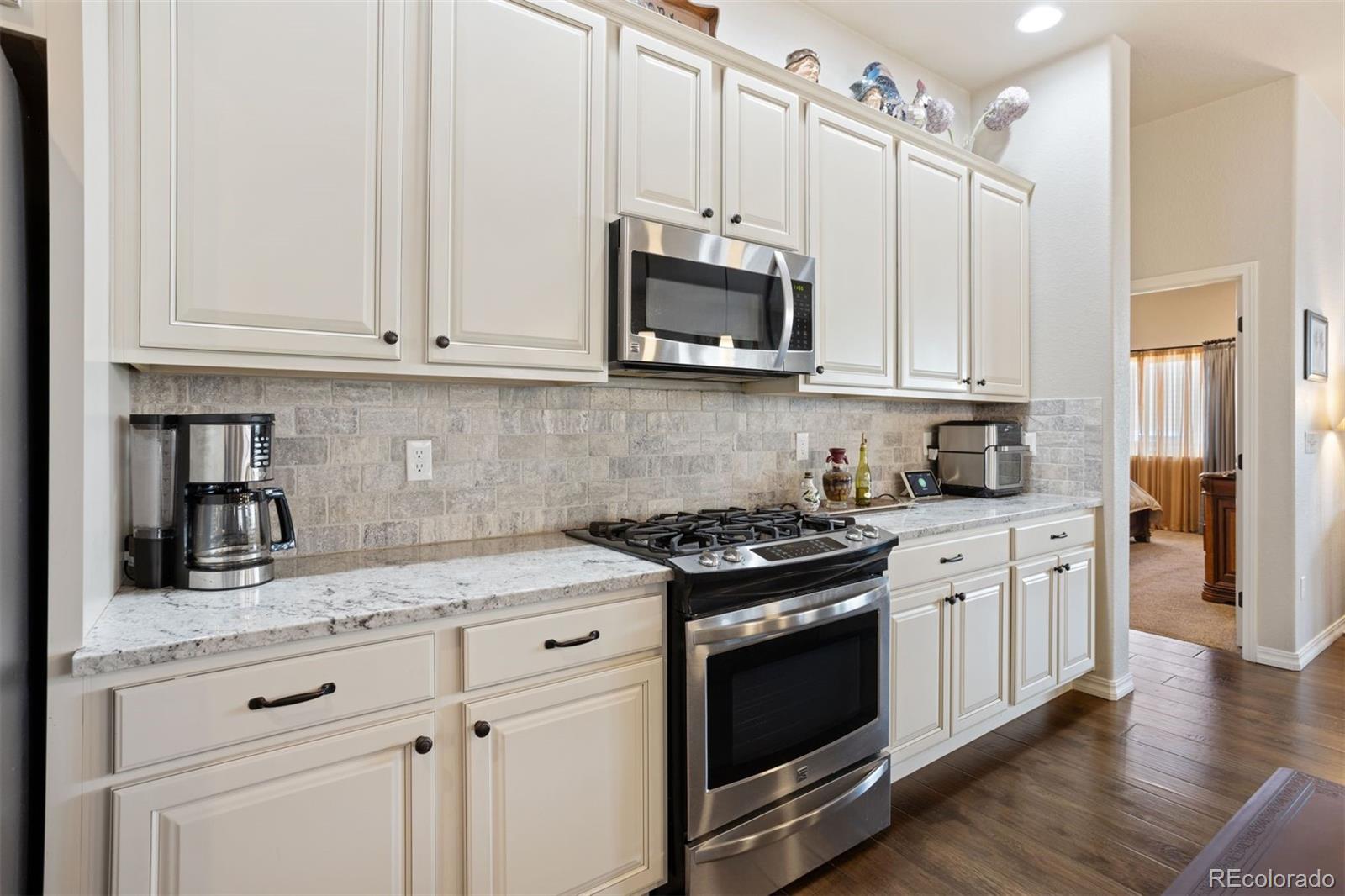 MLS Image #9 for 13868  paradise villas grove,colorado springs, Colorado
