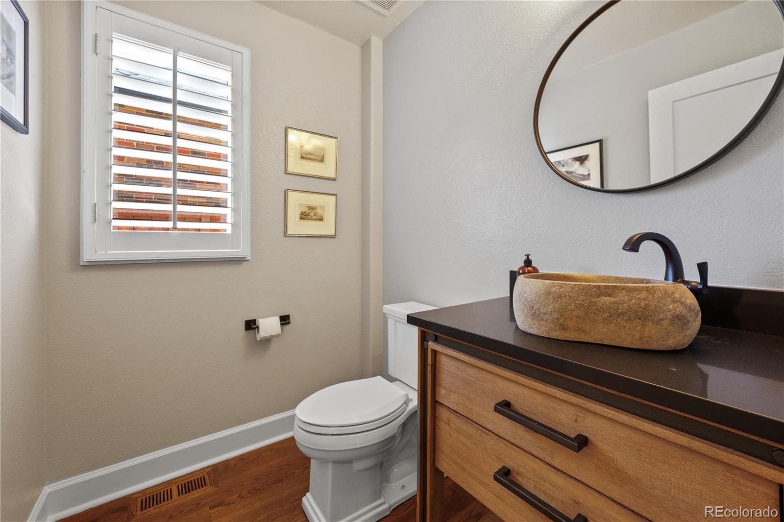MLS Image #12 for 520  jackson street,denver, Colorado