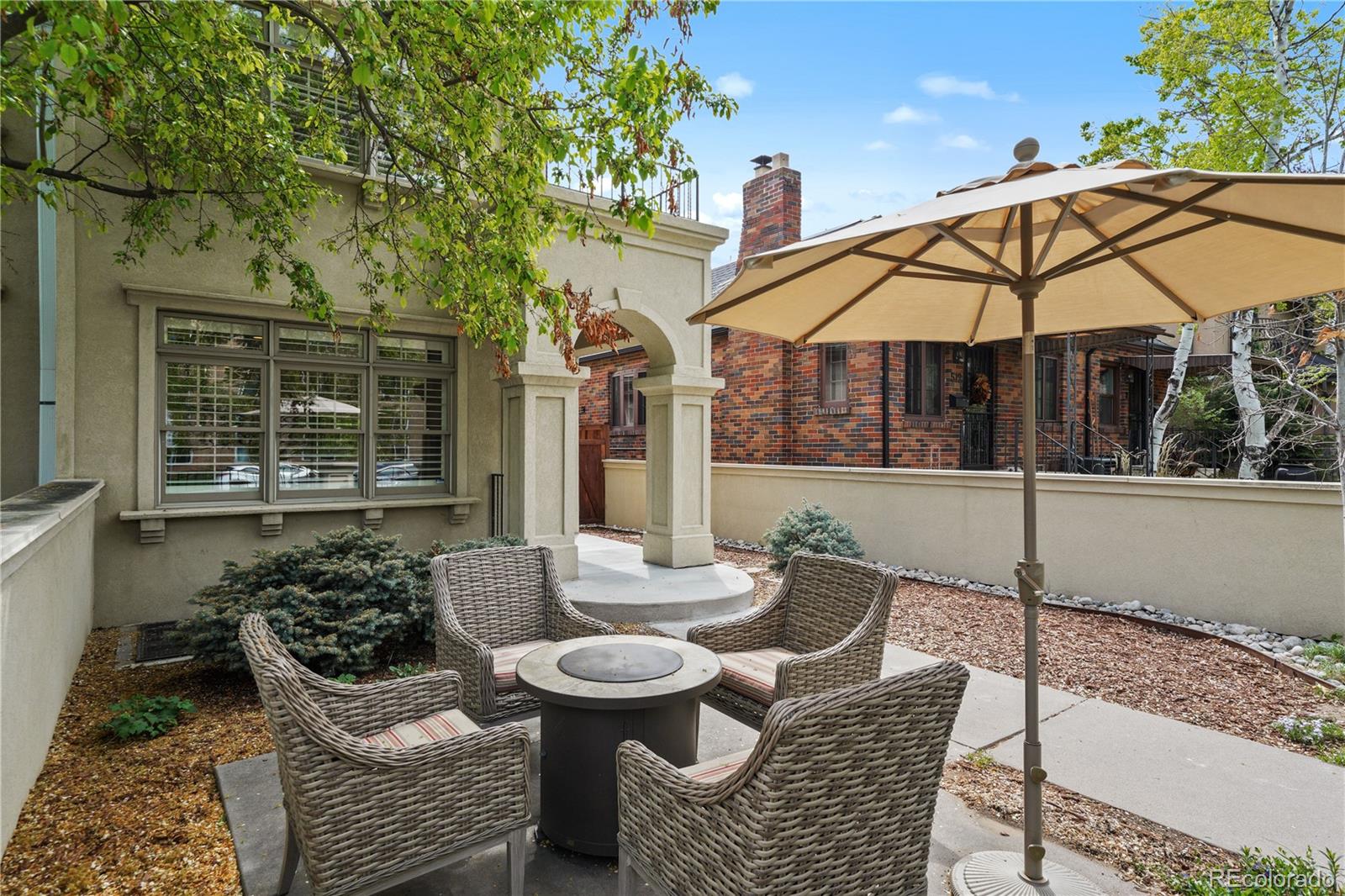 MLS Image #3 for 520  jackson street,denver, Colorado