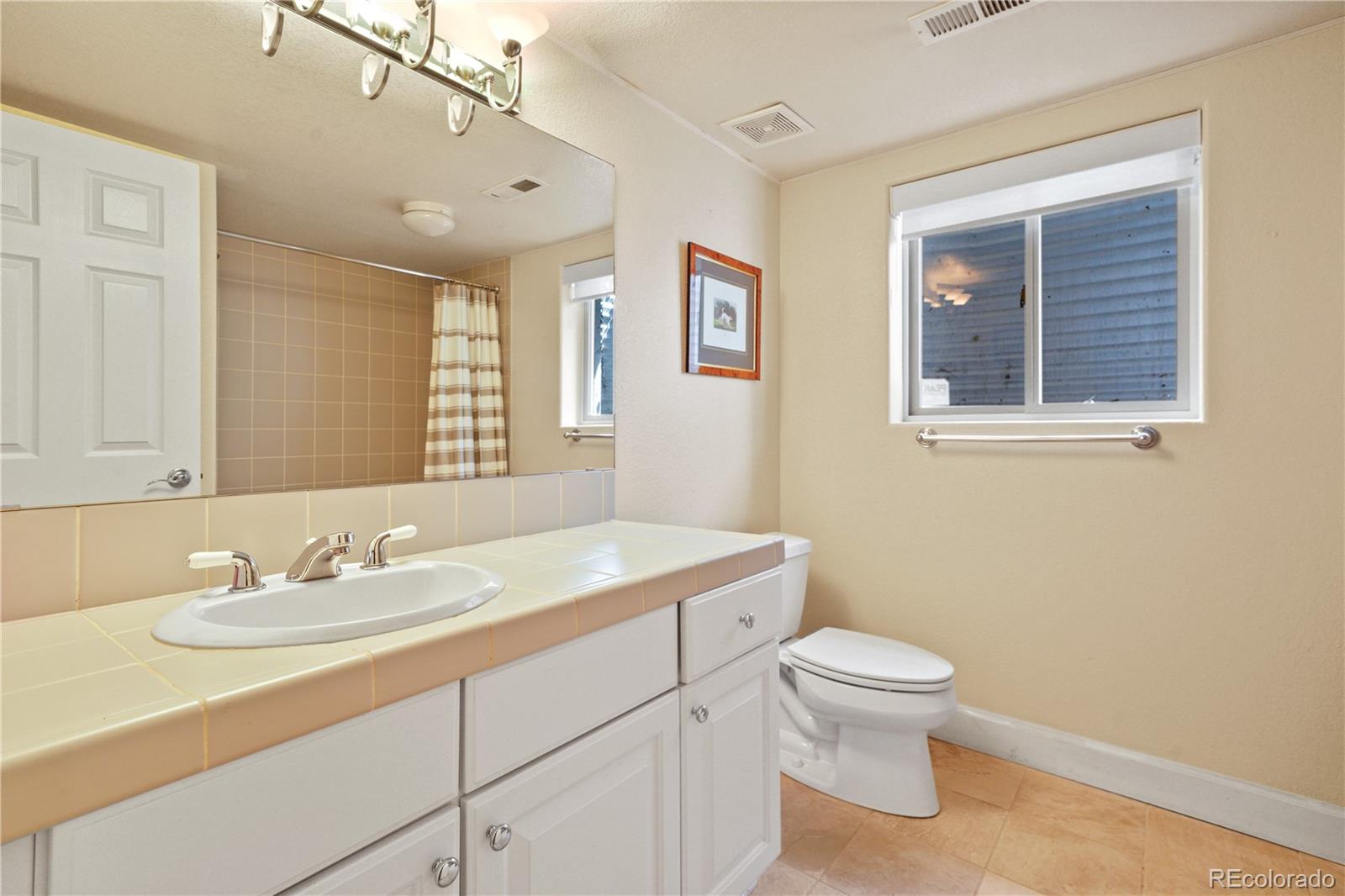 MLS Image #36 for 520  jackson street,denver, Colorado
