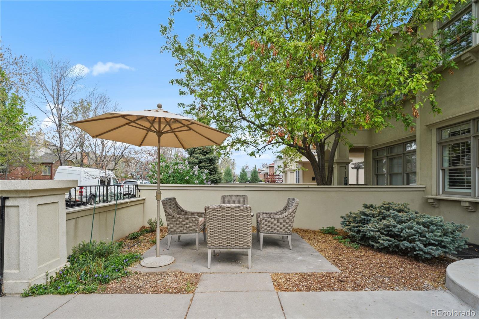 MLS Image #4 for 520  jackson street,denver, Colorado