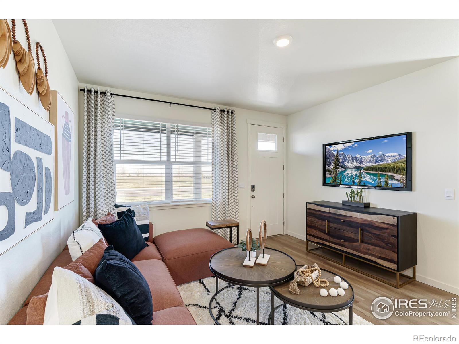 MLS Image #5 for 4685  combine lane,johnstown, Colorado