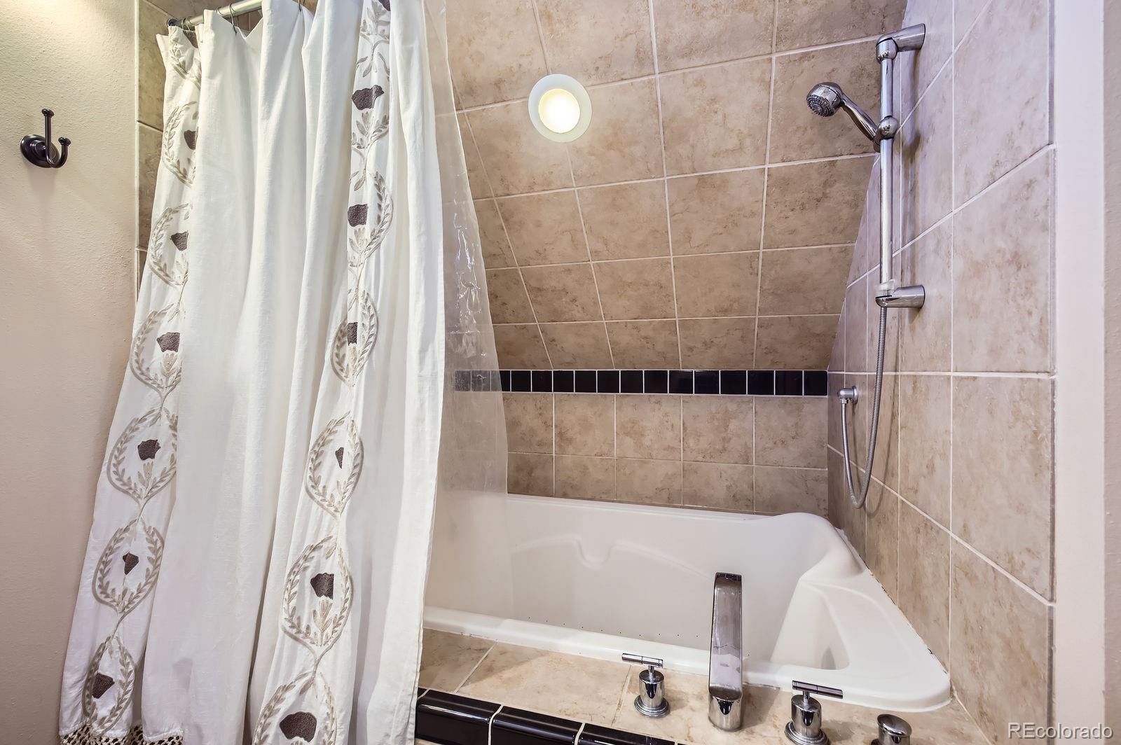MLS Image #18 for 1065  6th street,berthoud, Colorado