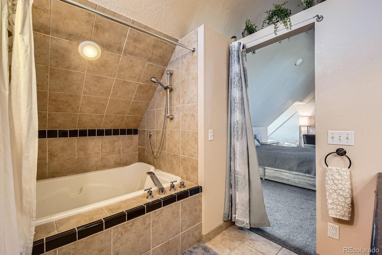 MLS Image #19 for 1065  6th street,berthoud, Colorado