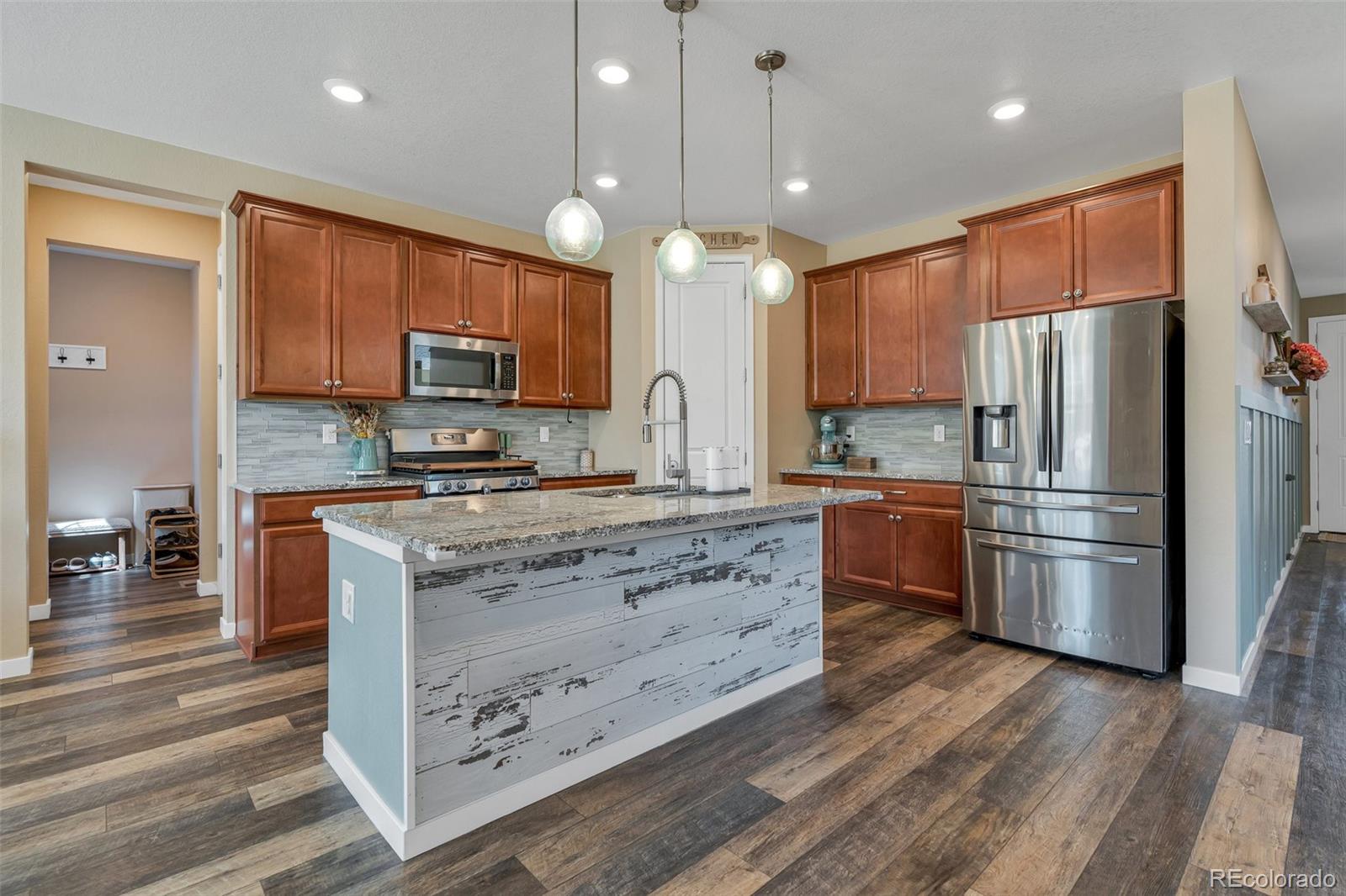 MLS Image #5 for 892  high point trail,elizabeth, Colorado