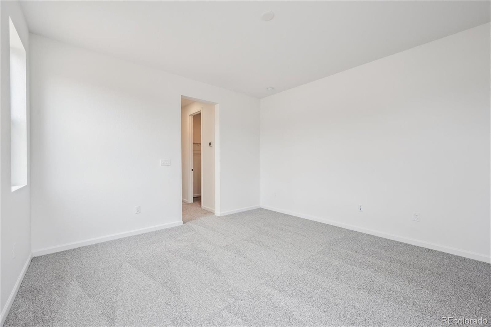 MLS Image #12 for 24747 e 40th avenue,aurora, Colorado