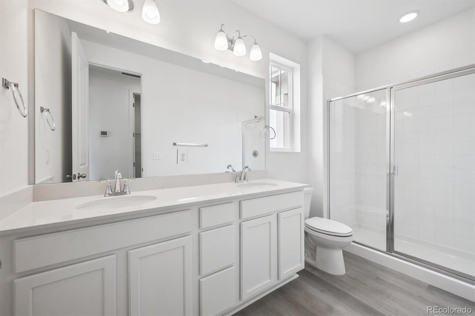 MLS Image #13 for 24747 e 40th avenue,aurora, Colorado