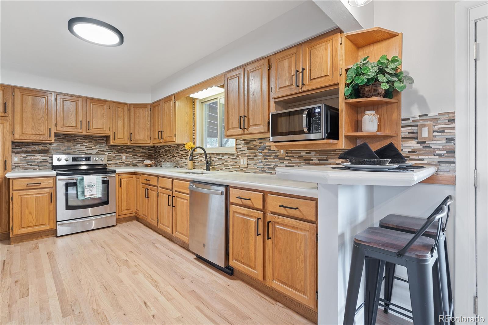 MLS Image #9 for 865 s everett street,lakewood, Colorado