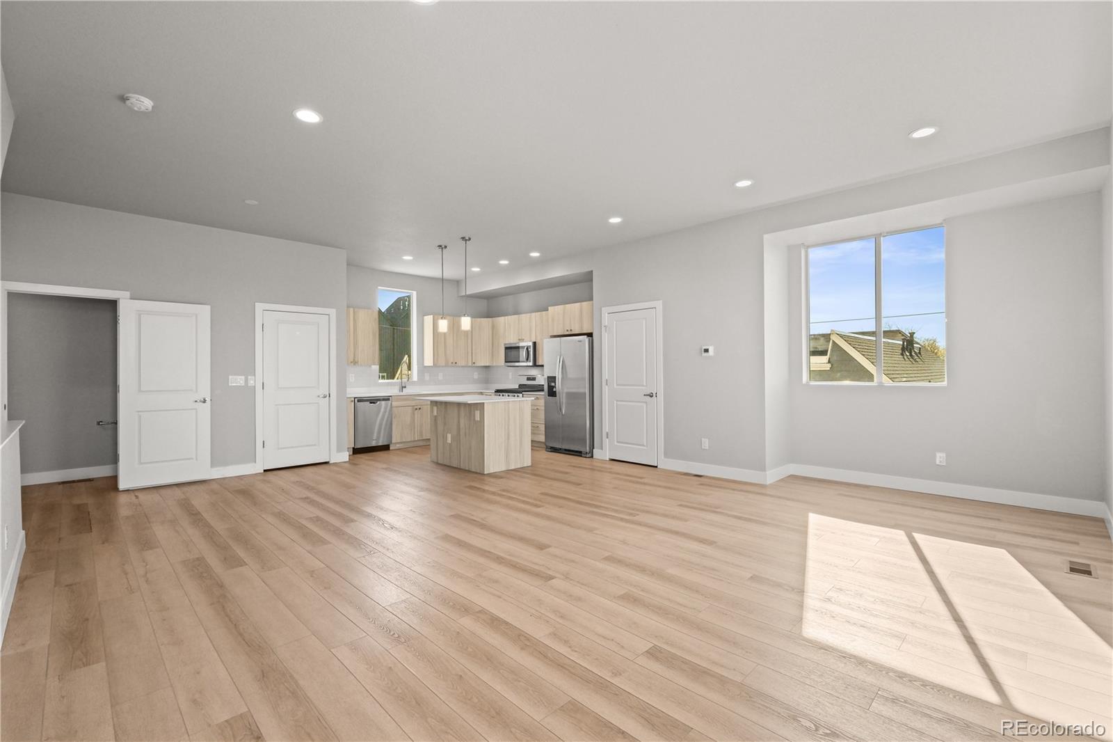 MLS Image #10 for 4737 e iliff avenue,denver, Colorado