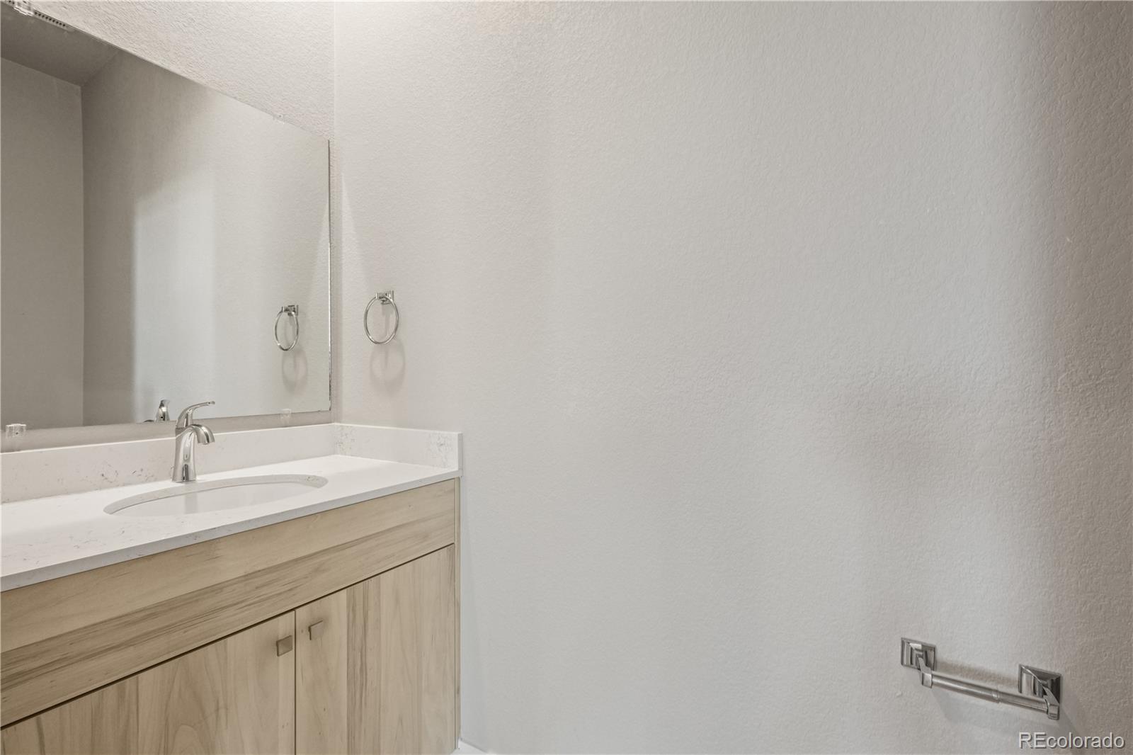 MLS Image #11 for 4737 e iliff avenue,denver, Colorado