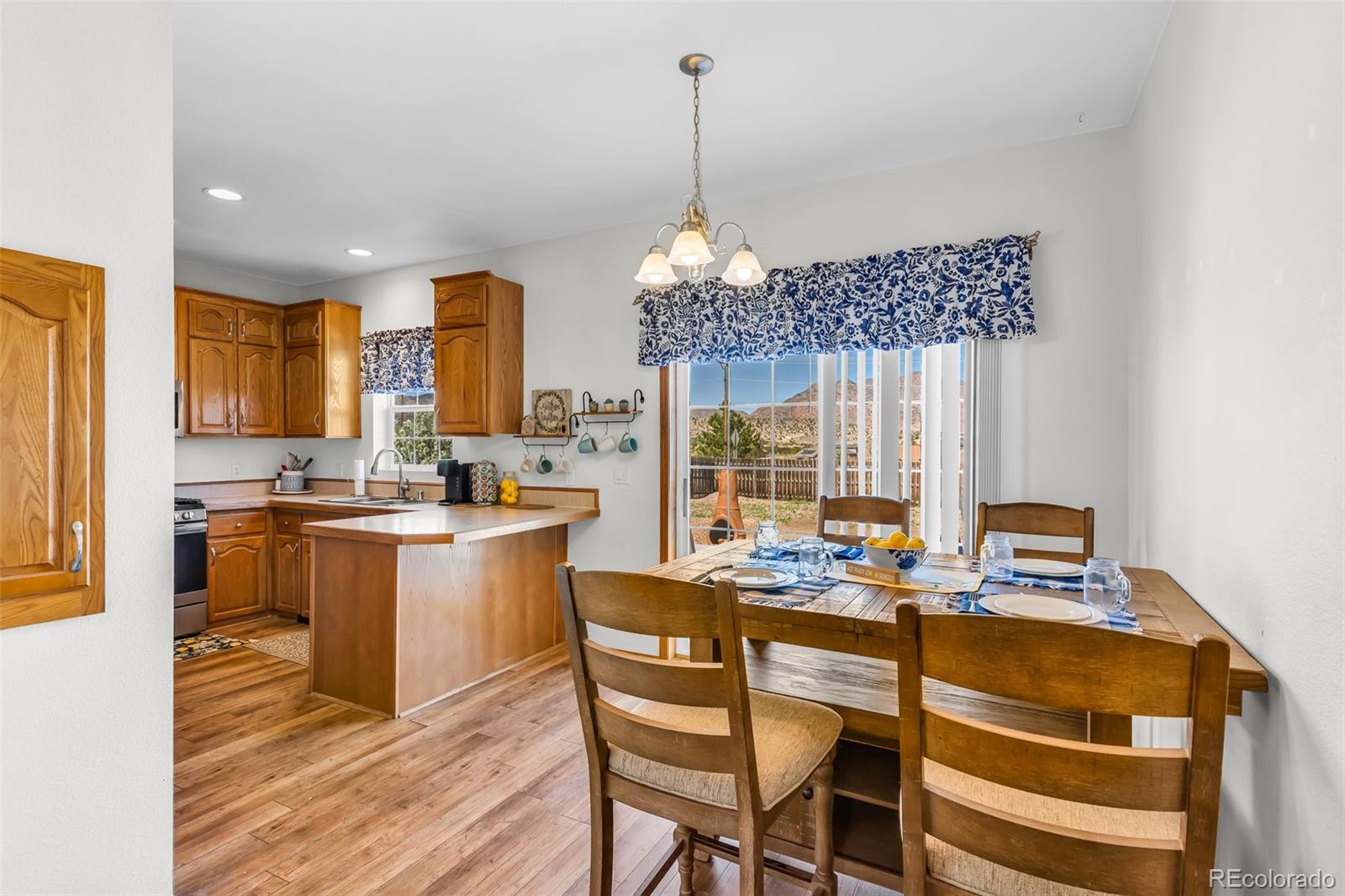 MLS Image #7 for 311  bellows court,canon city, Colorado