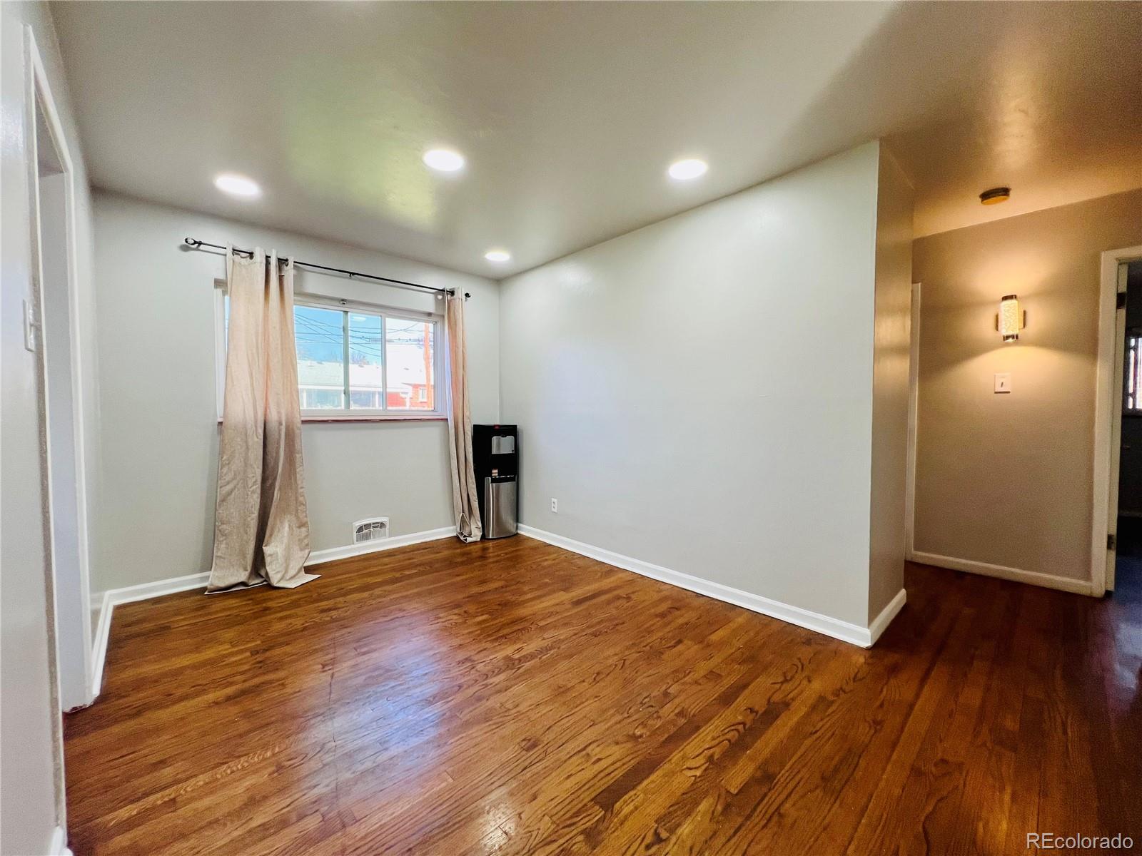 MLS Image #7 for 2027 s newton street,denver, Colorado
