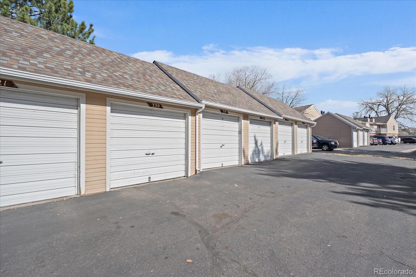 MLS Image #14 for 3332 s ammons street,lakewood, Colorado