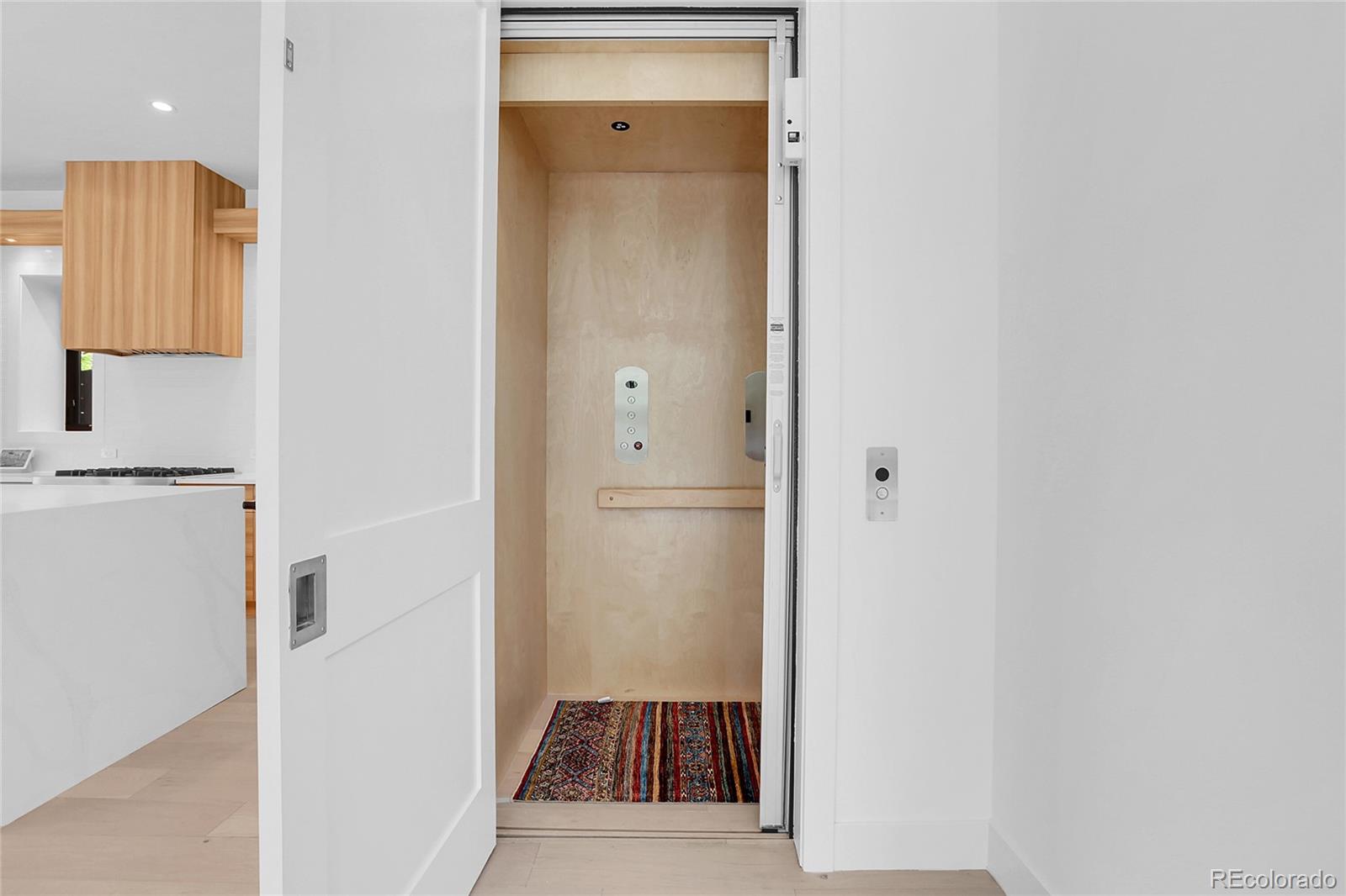 MLS Image #16 for 1491 s york street,denver, Colorado