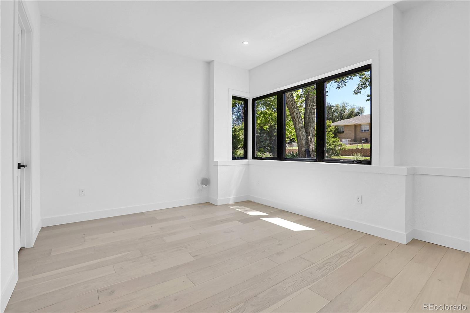 MLS Image #18 for 1491 s york street,denver, Colorado