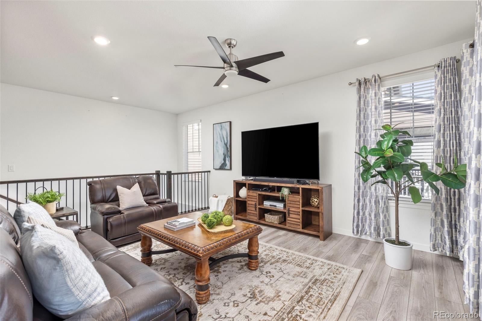 MLS Image #9 for 24447 e ada avenue,aurora, Colorado