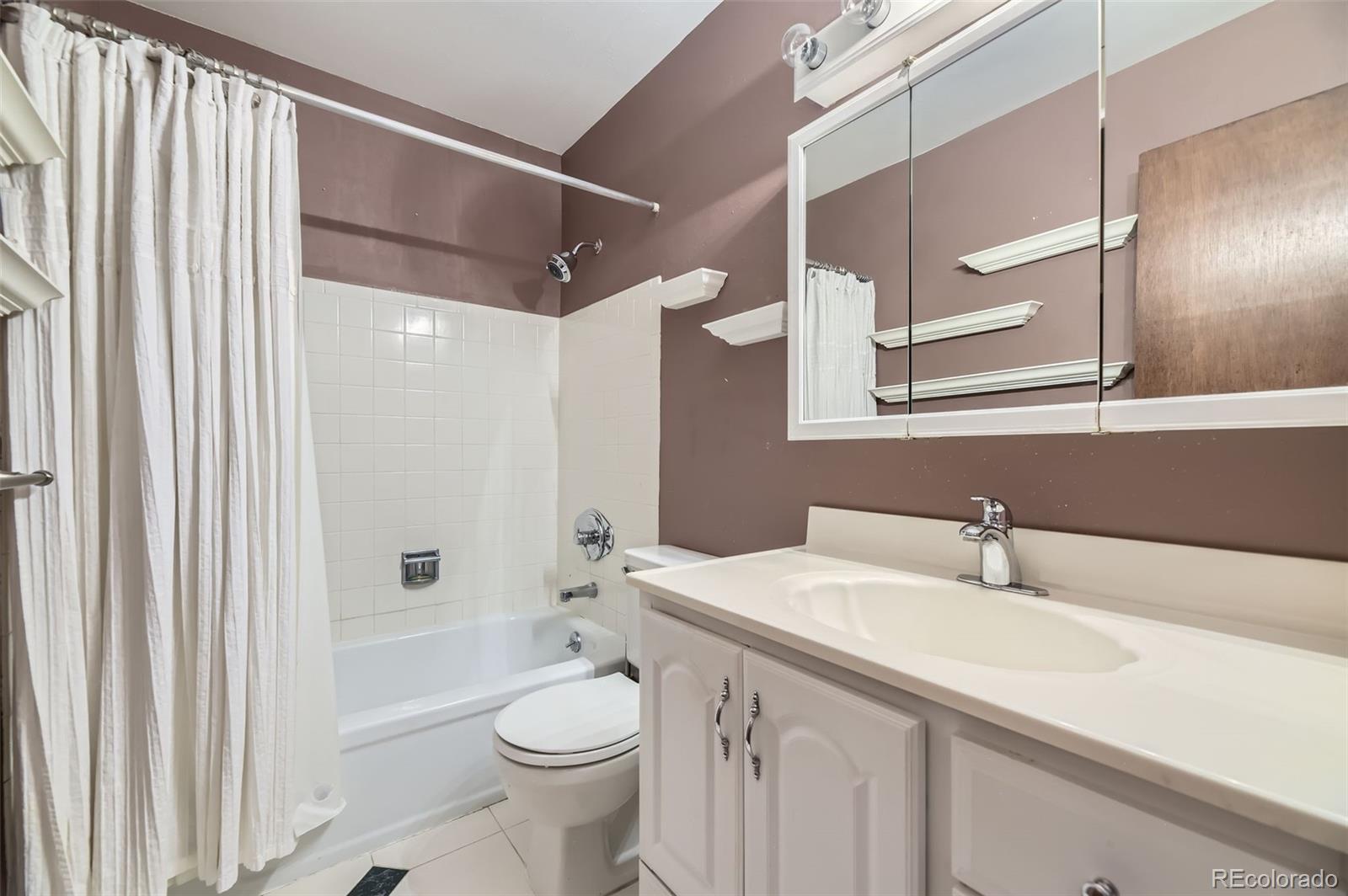 MLS Image #10 for 2557 s dover street,lakewood, Colorado