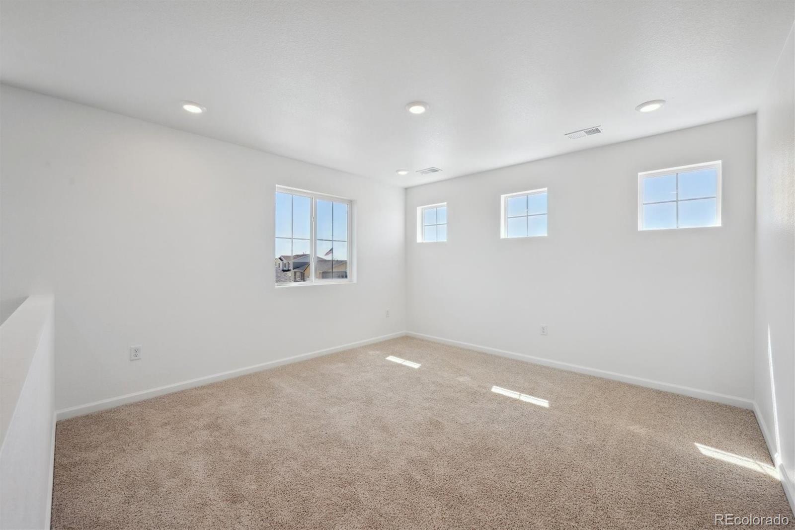 MLS Image #11 for 319 w owen avenue,keenesburg, Colorado