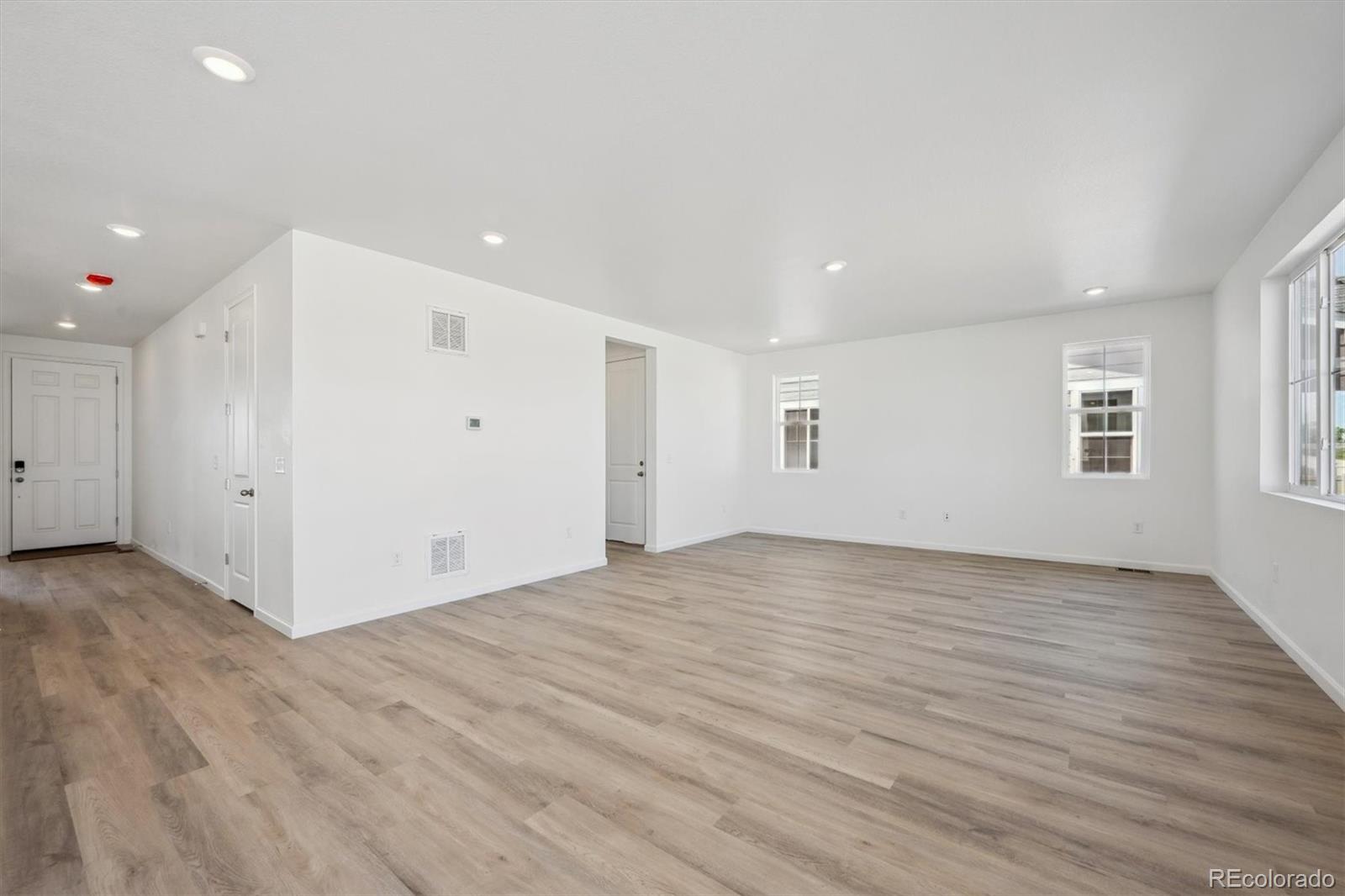 MLS Image #9 for 319 w owen avenue,keenesburg, Colorado