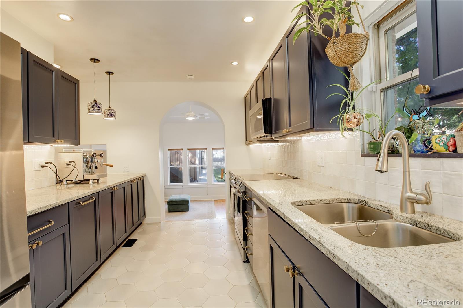 MLS Image #13 for 1866 s pennsylvania street,denver, Colorado
