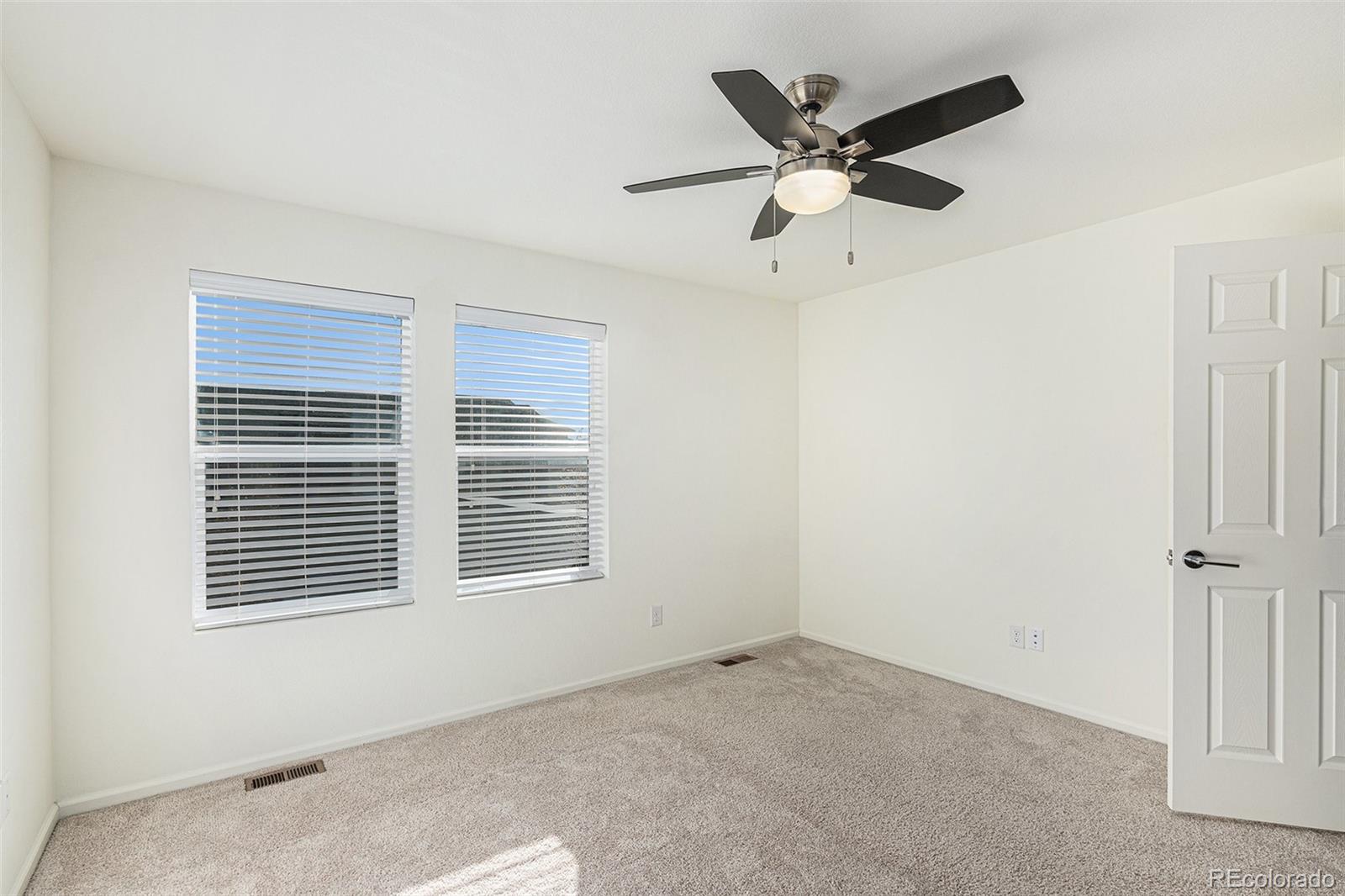 MLS Image #10 for 16031 e warner place ,denver, Colorado