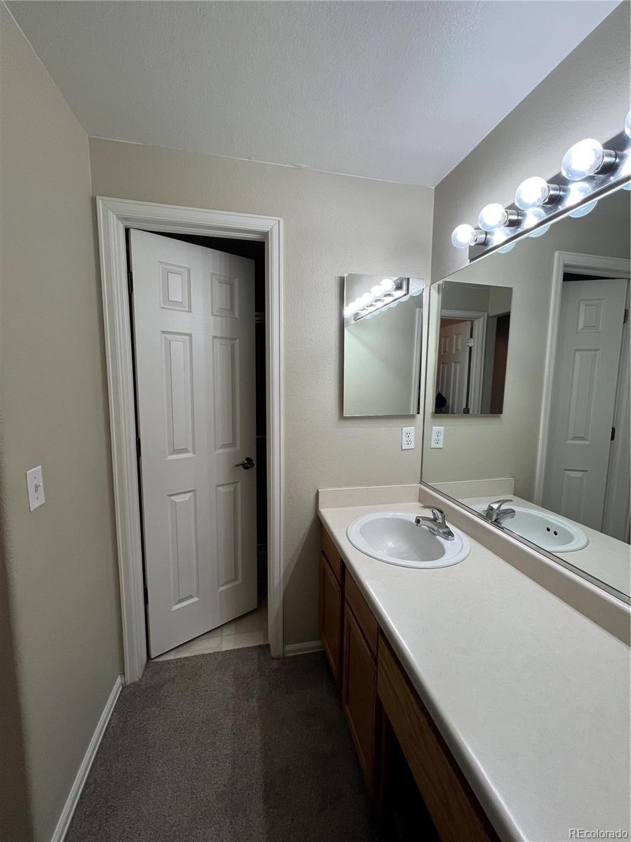 MLS Image #8 for 2242 s uravan street,aurora, Colorado