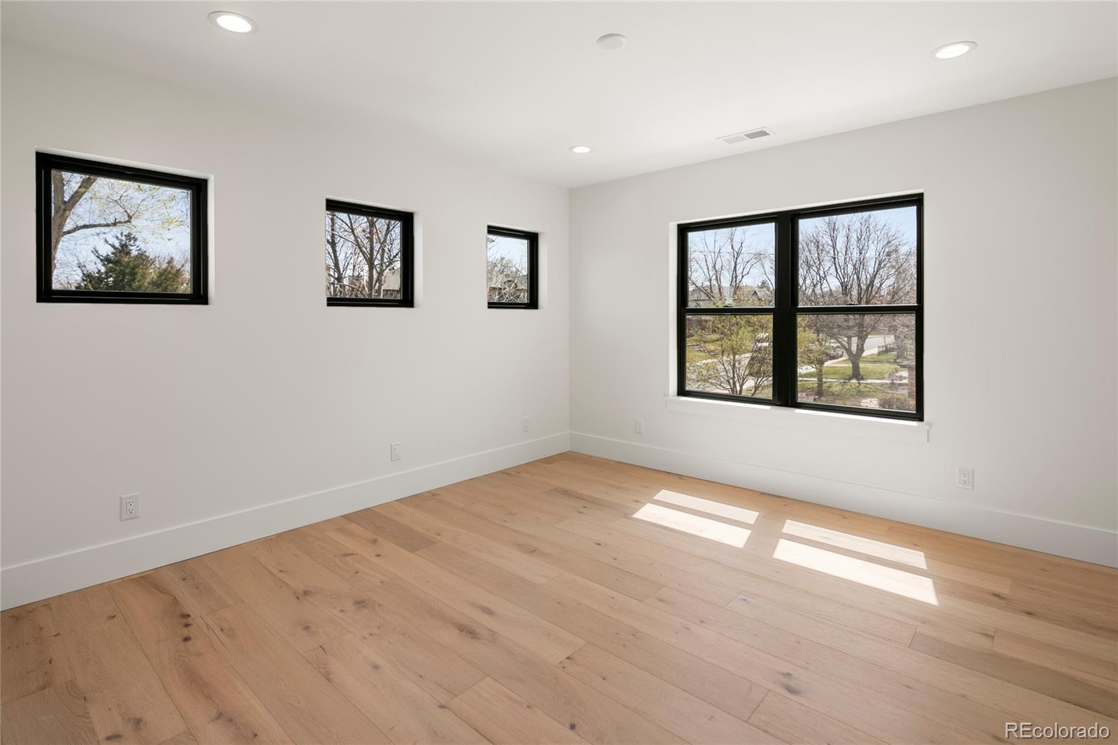 MLS Image #23 for 1195 s milwaukee street,denver, Colorado