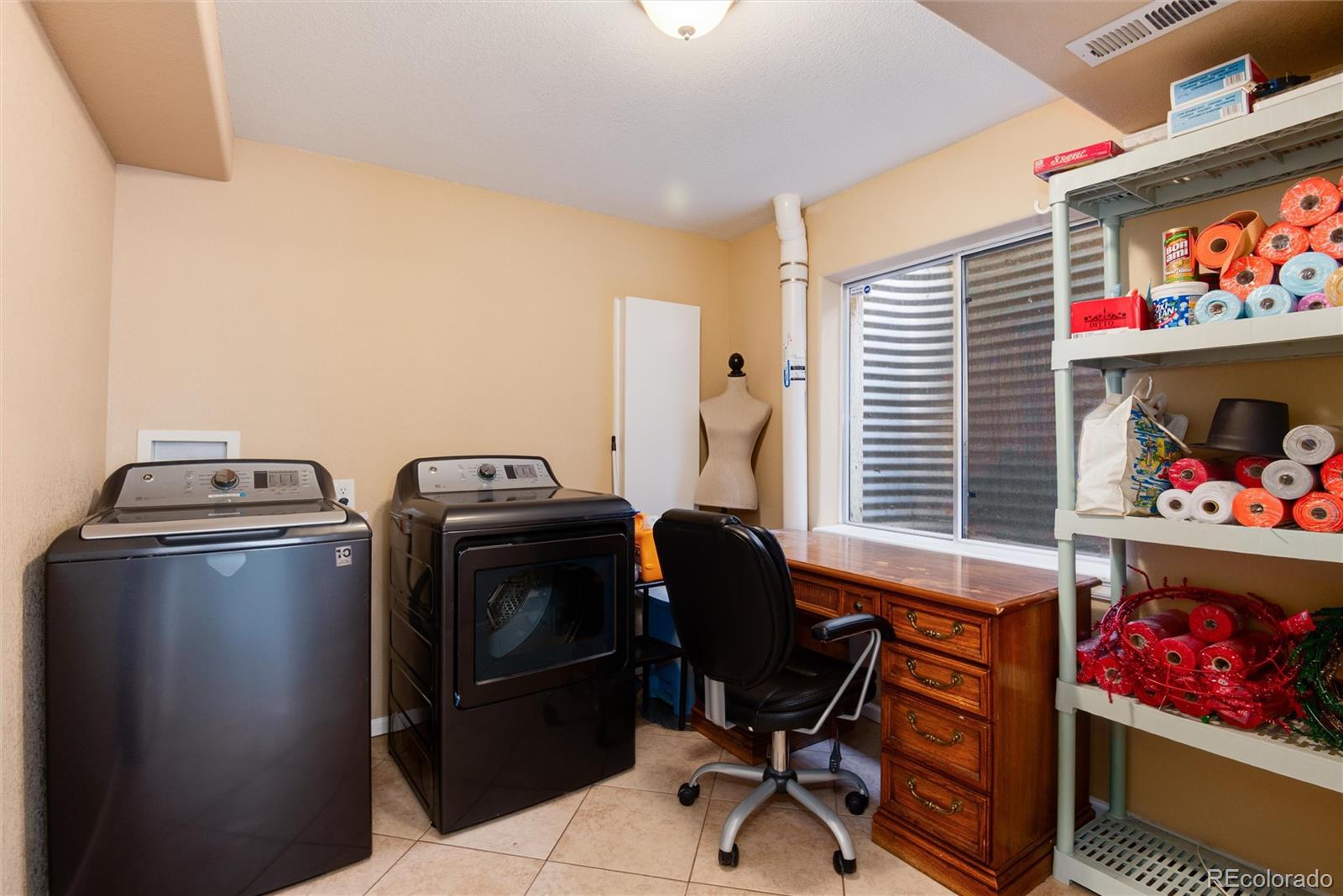 MLS Image #37 for 1374  spotted owl way,highlands ranch, Colorado