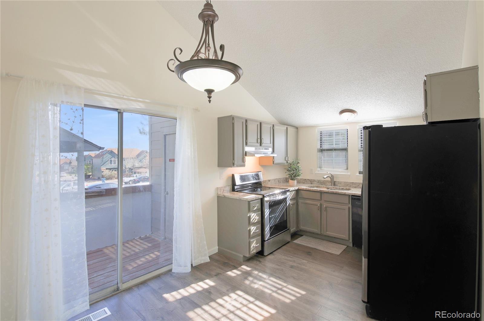 MLS Image #16 for 17325 e rice circle,aurora, Colorado