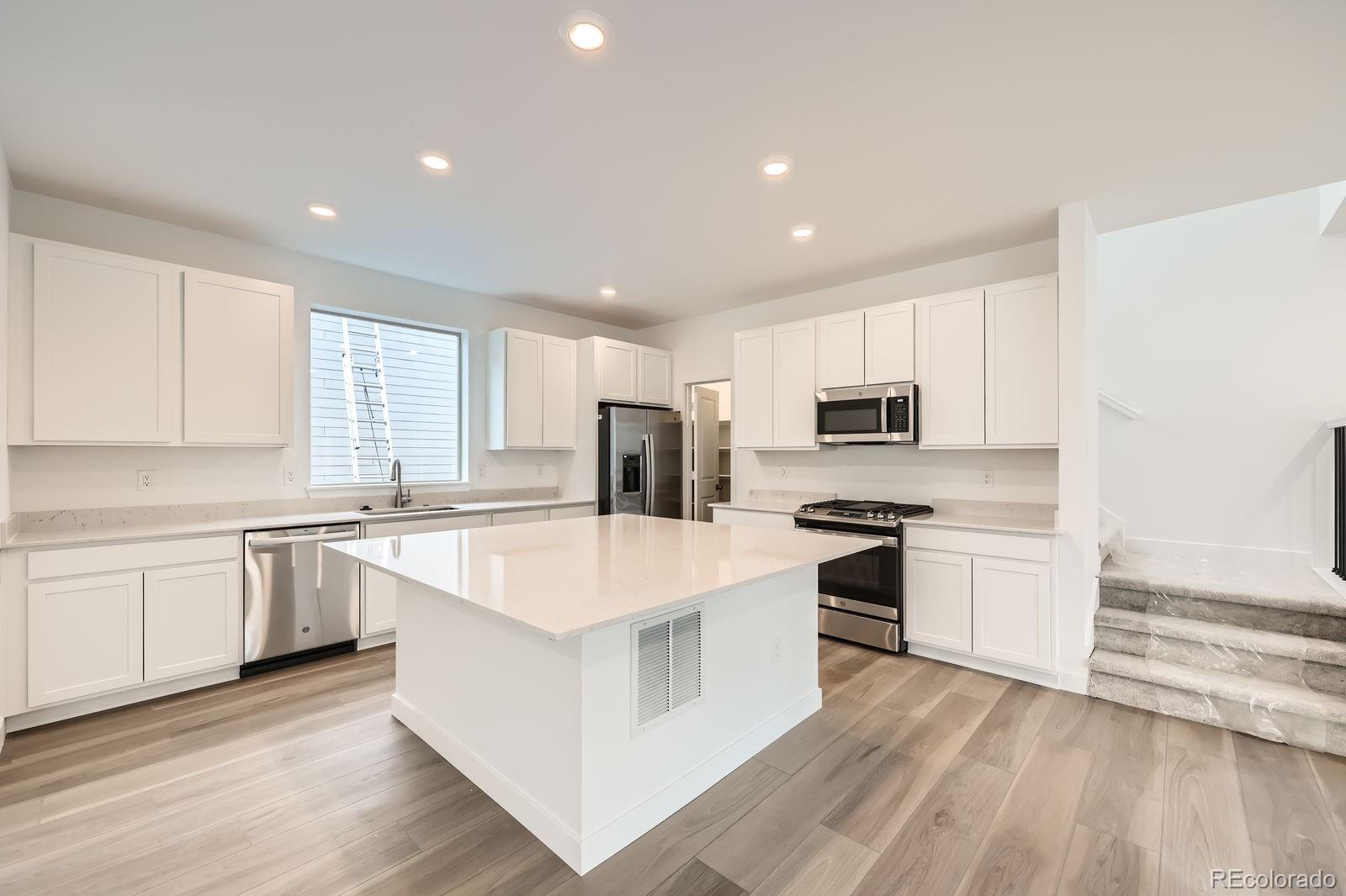 MLS Image #1 for 3142 s russell street,morrison, Colorado
