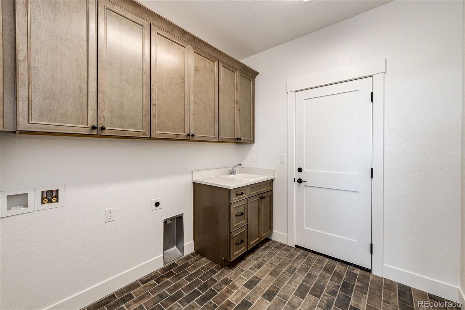 MLS Image #29 for 37094  still rock point,elizabeth, Colorado
