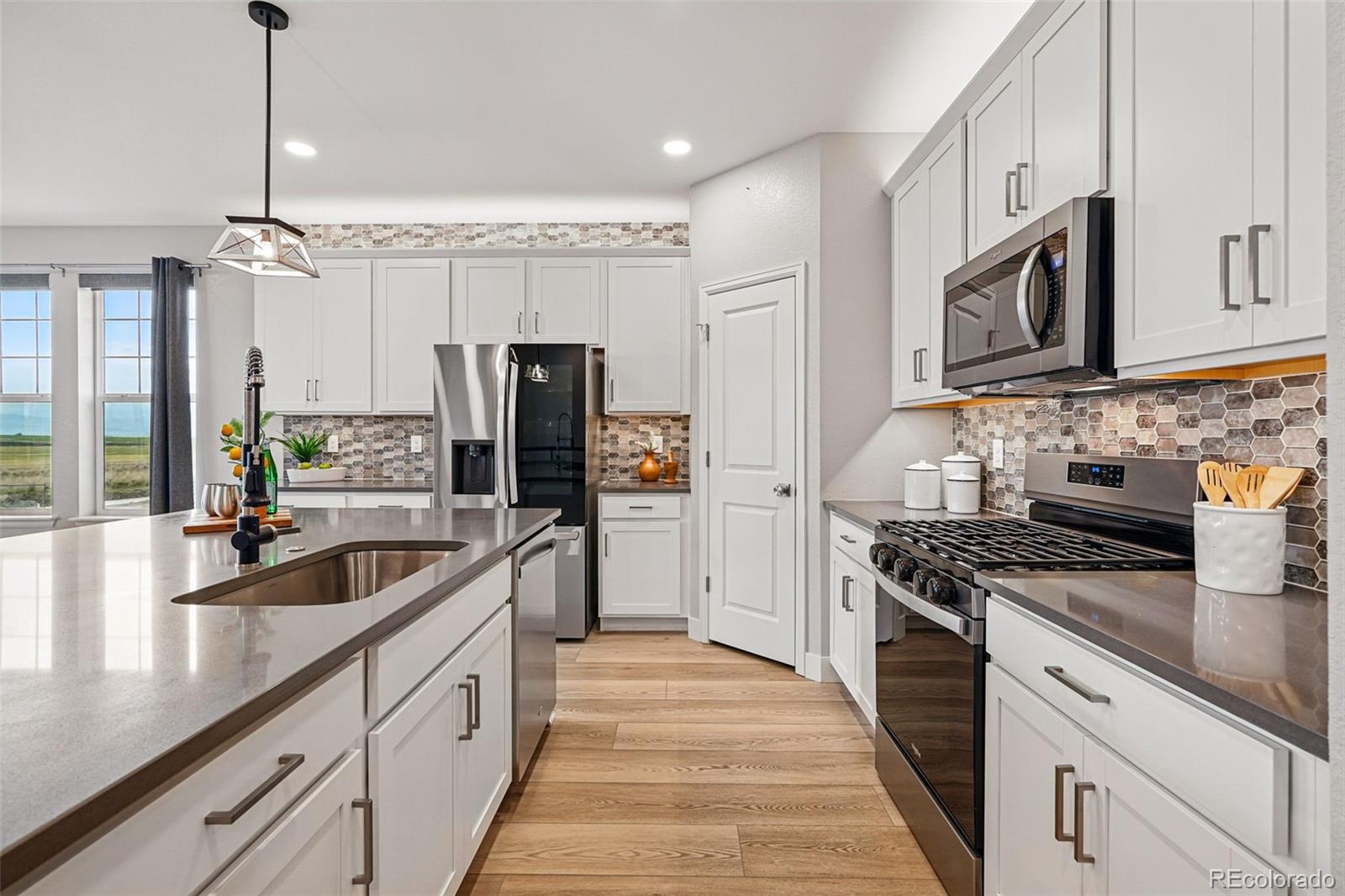 MLS Image #5 for 3481  bluestem street,dacono, Colorado