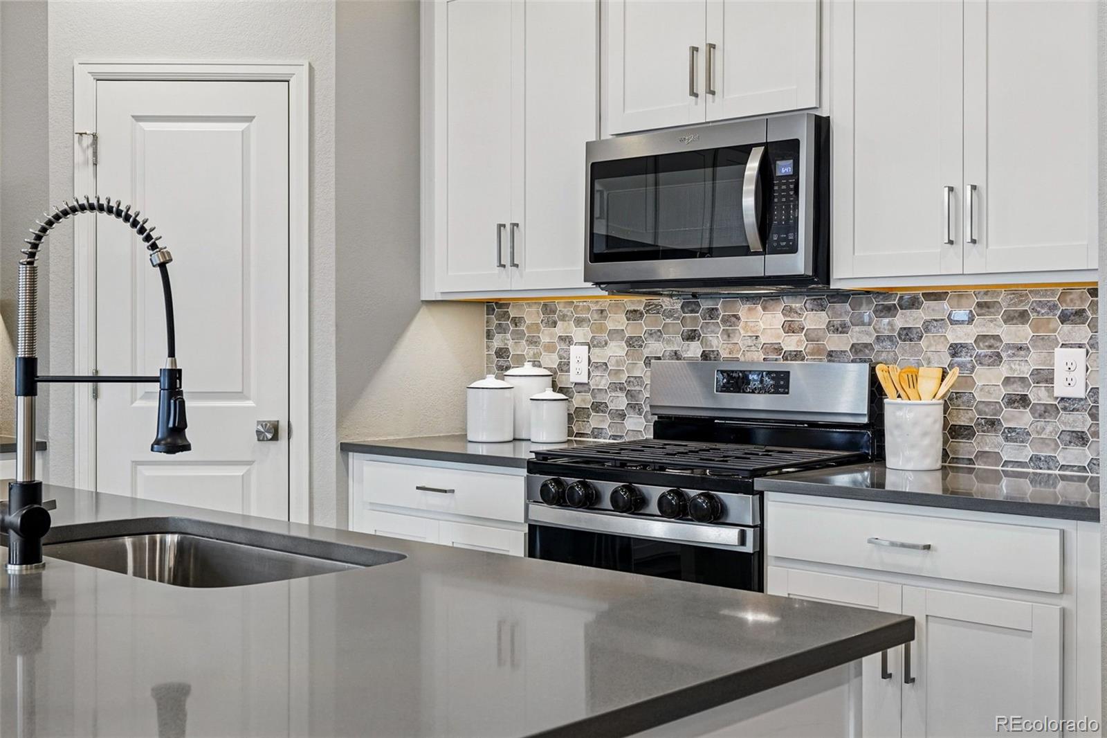 MLS Image #6 for 3481  bluestem street,dacono, Colorado