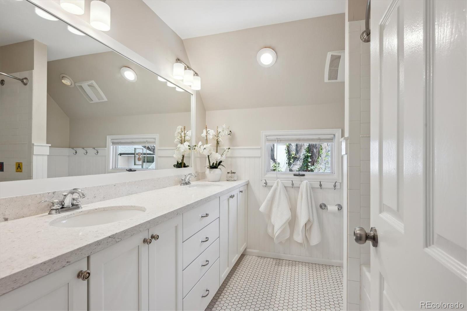 MLS Image #23 for 2504 s garfield street,denver, Colorado