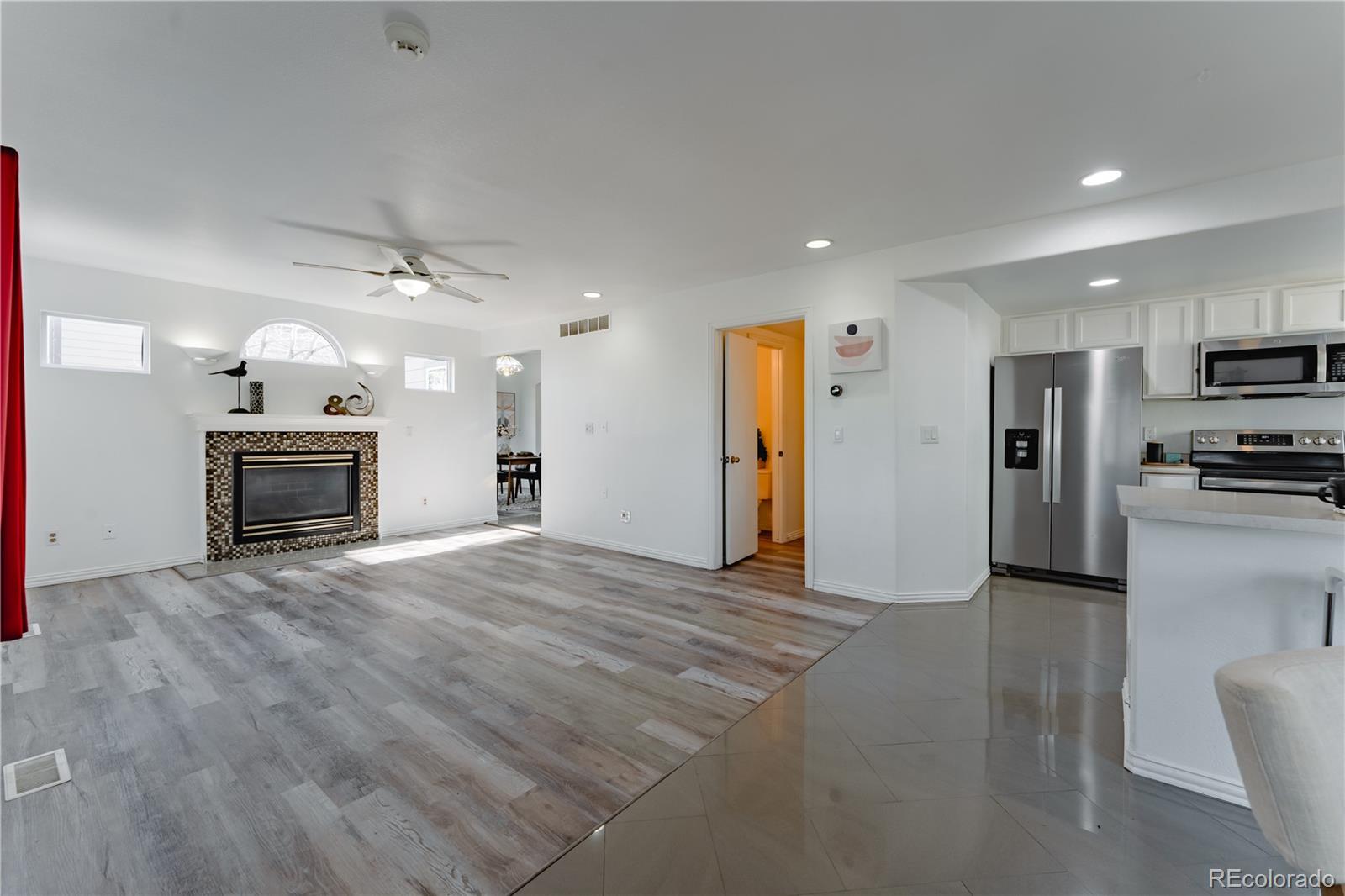 MLS Image #10 for 2875 s tower way,aurora, Colorado