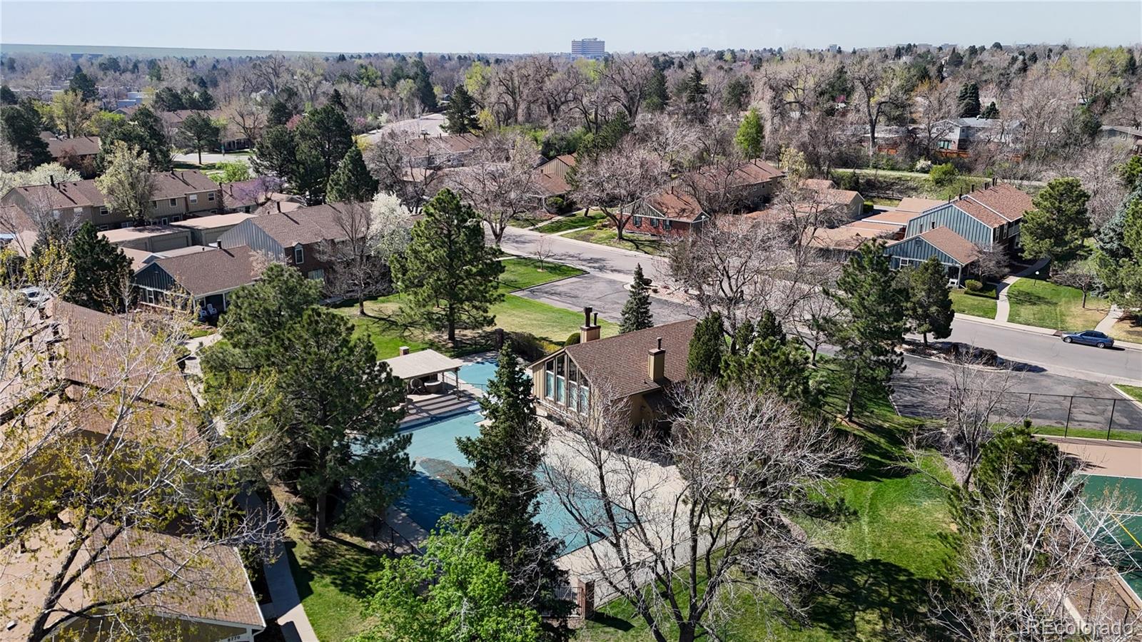 MLS Image #28 for 8752 e amherst drive,denver, Colorado