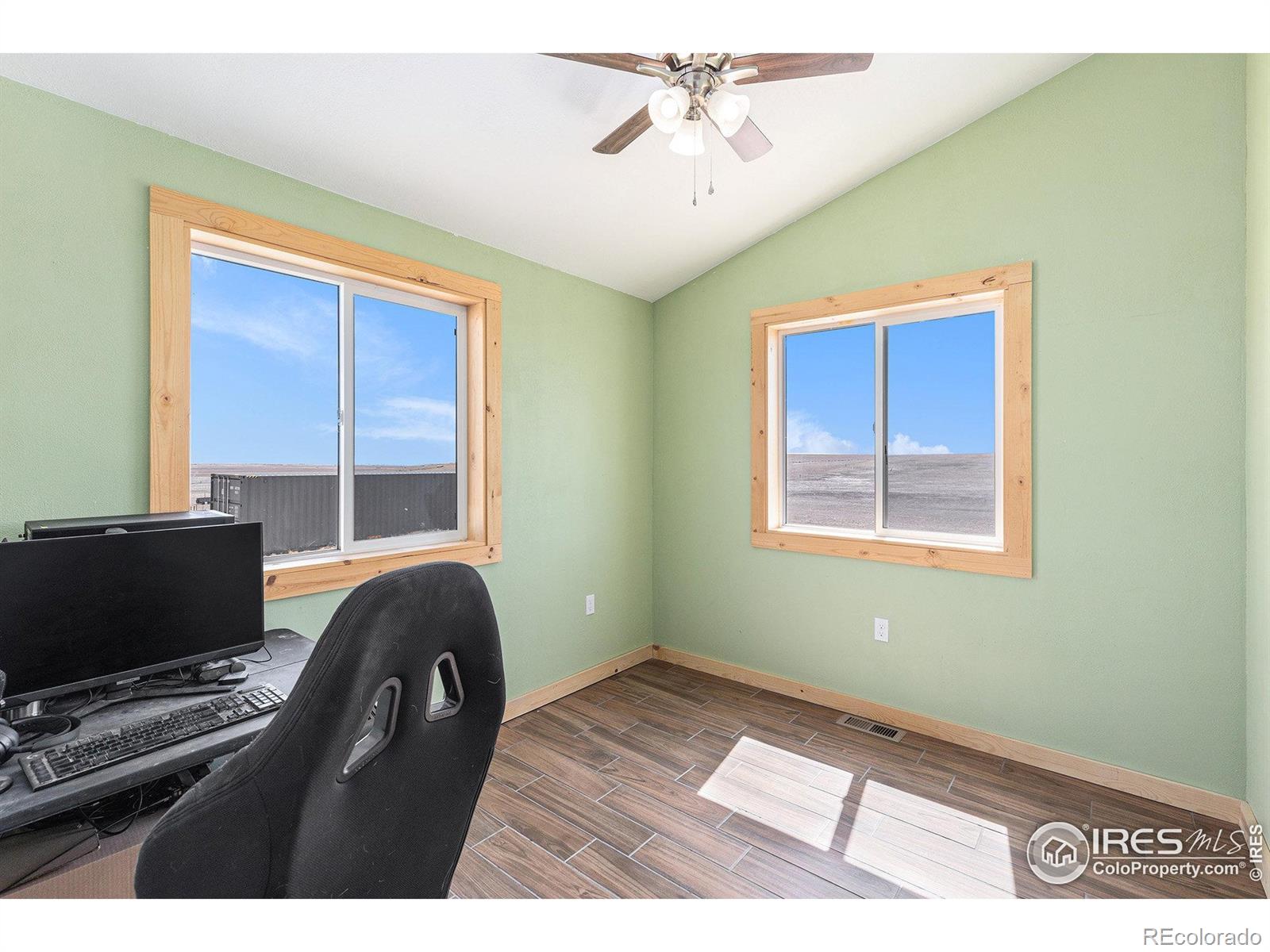 MLS Image #18 for 52936  county road 21 ,nunn, Colorado