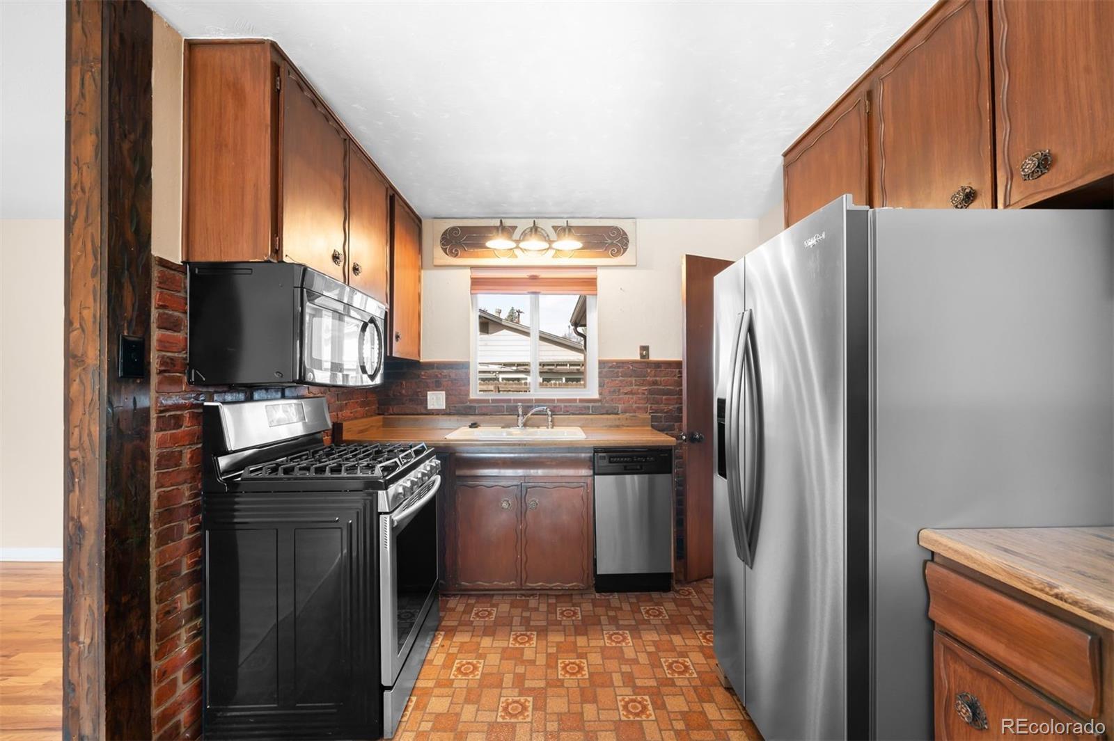 MLS Image #8 for 625  ammons street,lakewood, Colorado