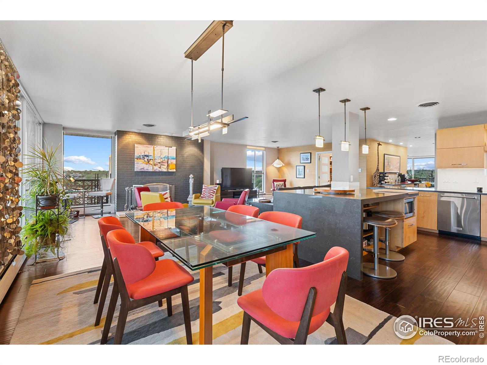 MLS Image #12 for 4570 e yale avenue,denver, Colorado