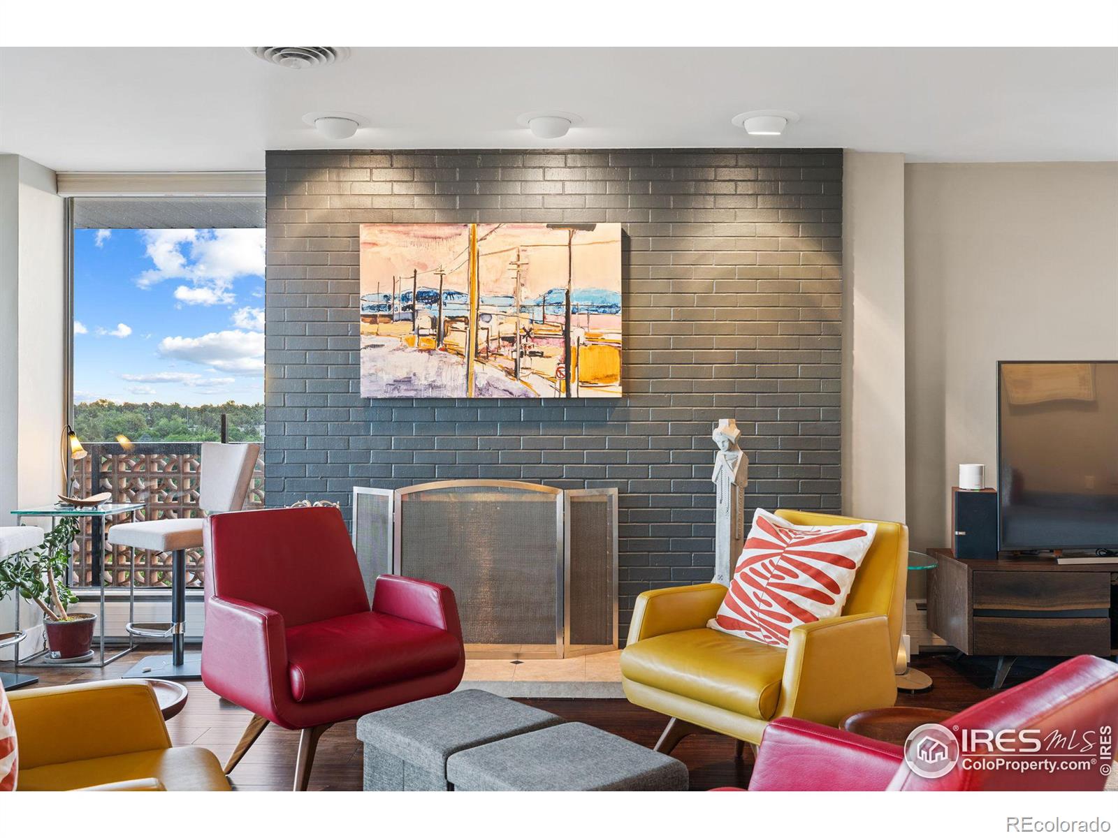 MLS Image #7 for 4570 e yale avenue,denver, Colorado
