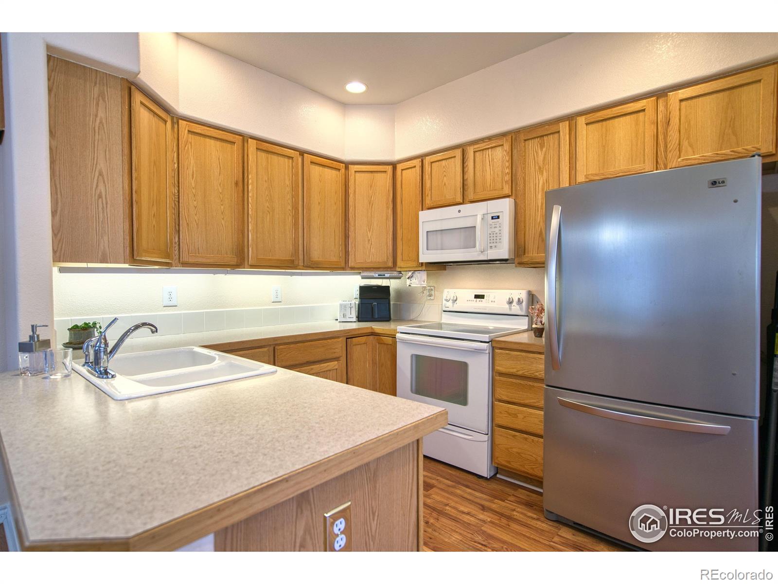 MLS Image #5 for 835  kane drive,longmont, Colorado