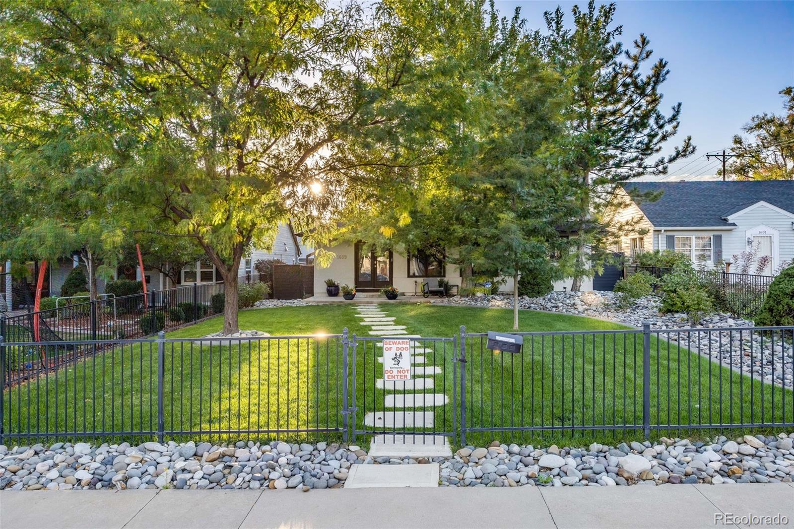 MLS Image #6 for 1609 s clayton street,denver, Colorado