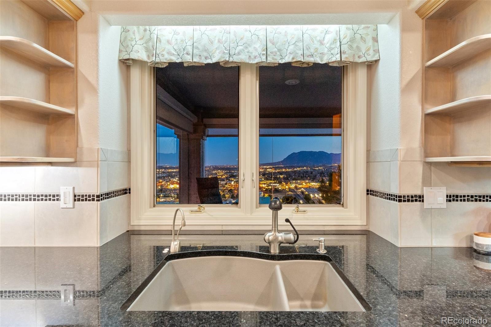 MLS Image #12 for 411  sunbird cliffs lane,colorado springs, Colorado