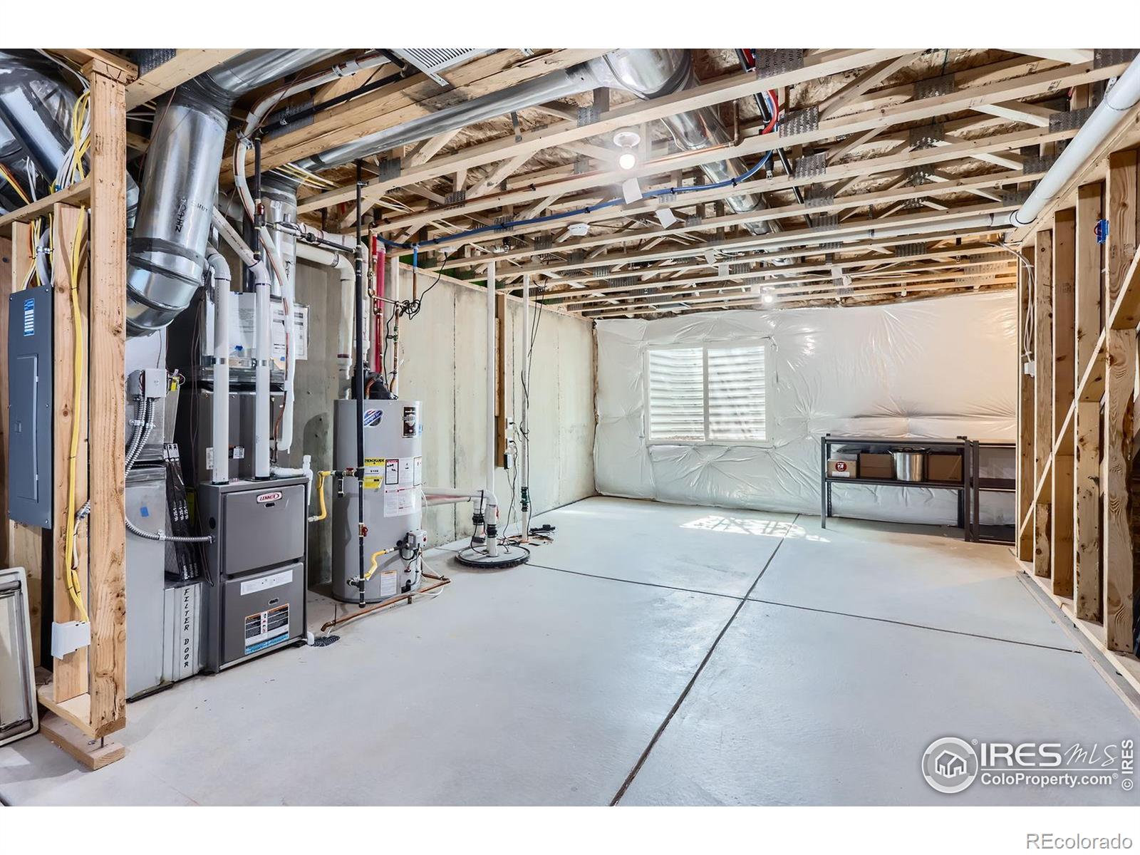 MLS Image #17 for 1240  wren court,longmont, Colorado