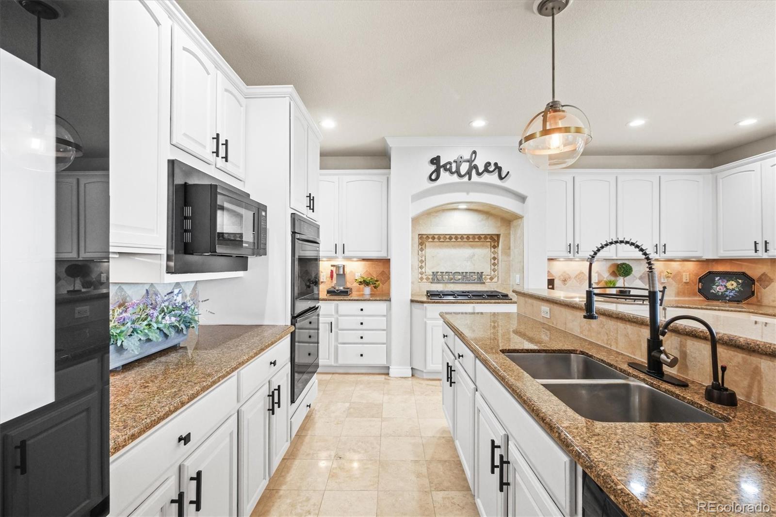 MLS Image #12 for 6462 s versailles court,aurora, Colorado