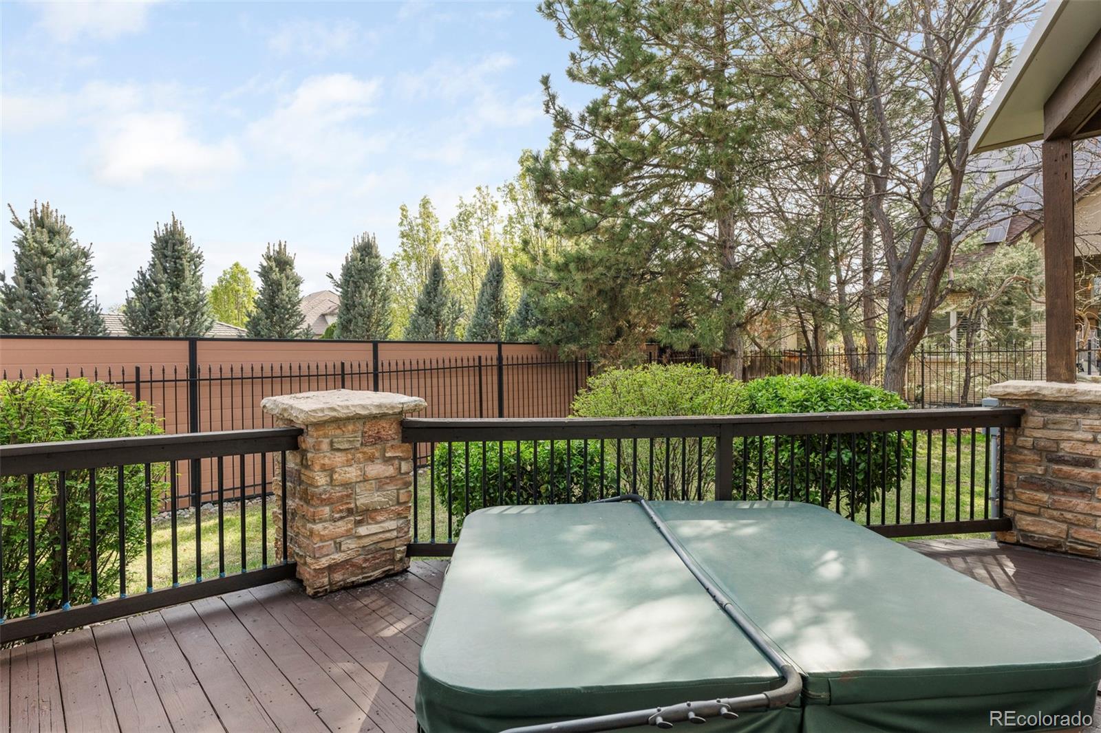 MLS Image #27 for 155 s poplar street,denver, Colorado