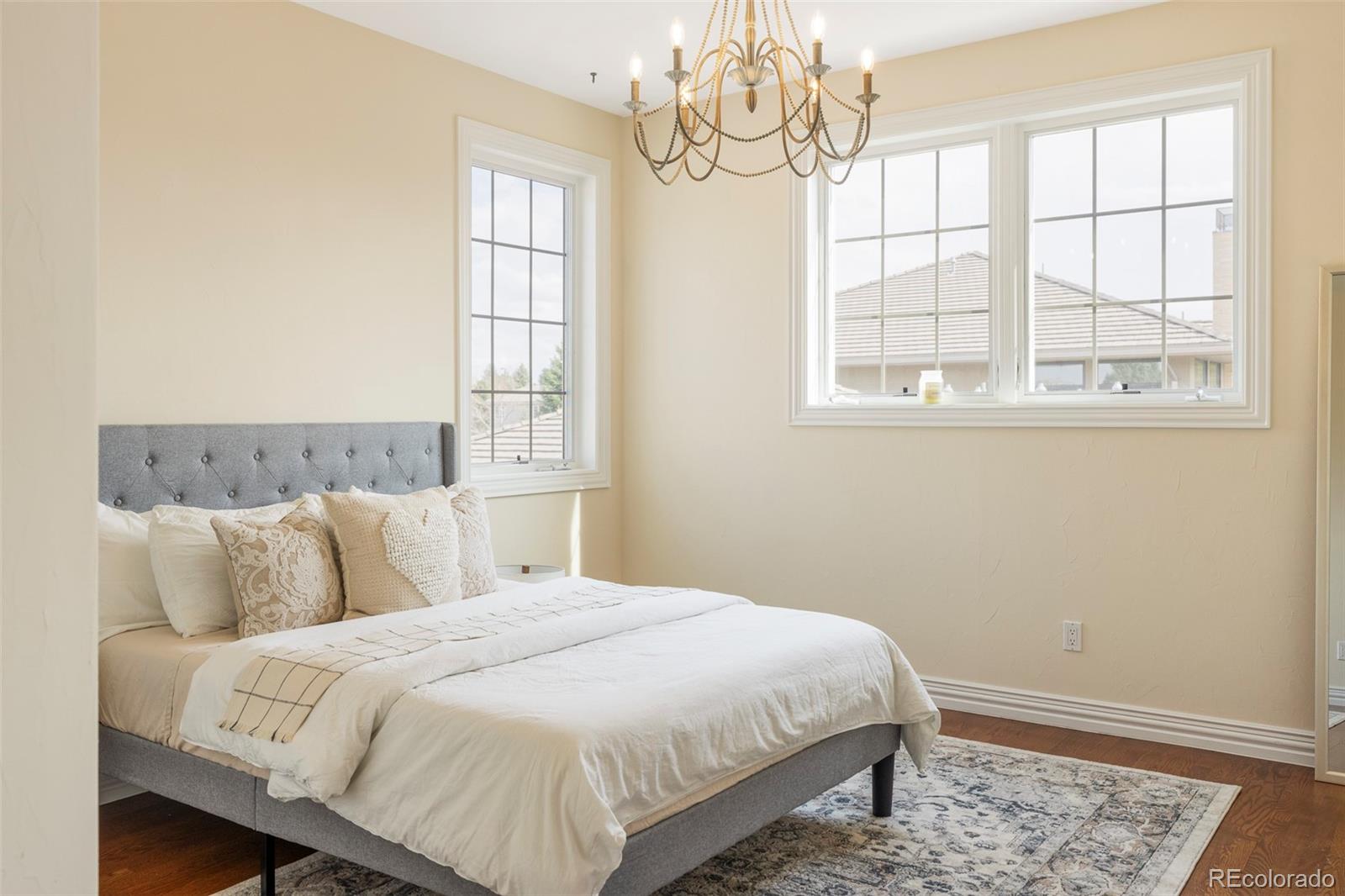 MLS Image #34 for 155 s poplar street,denver, Colorado