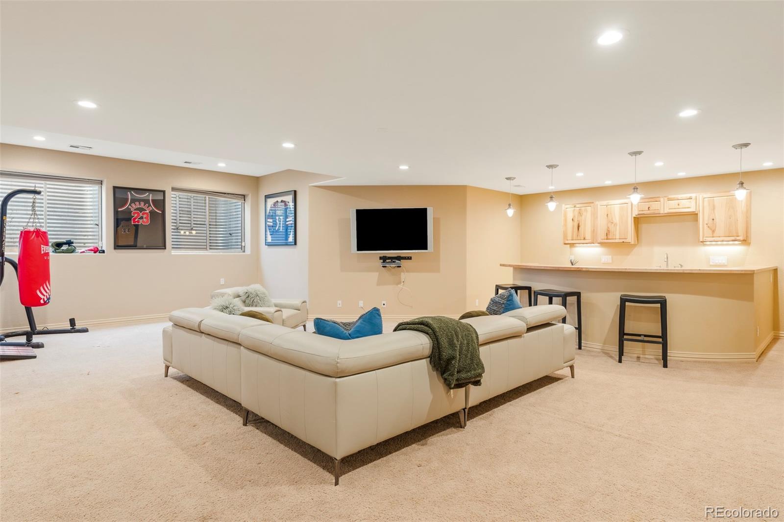 MLS Image #39 for 155 s poplar street,denver, Colorado