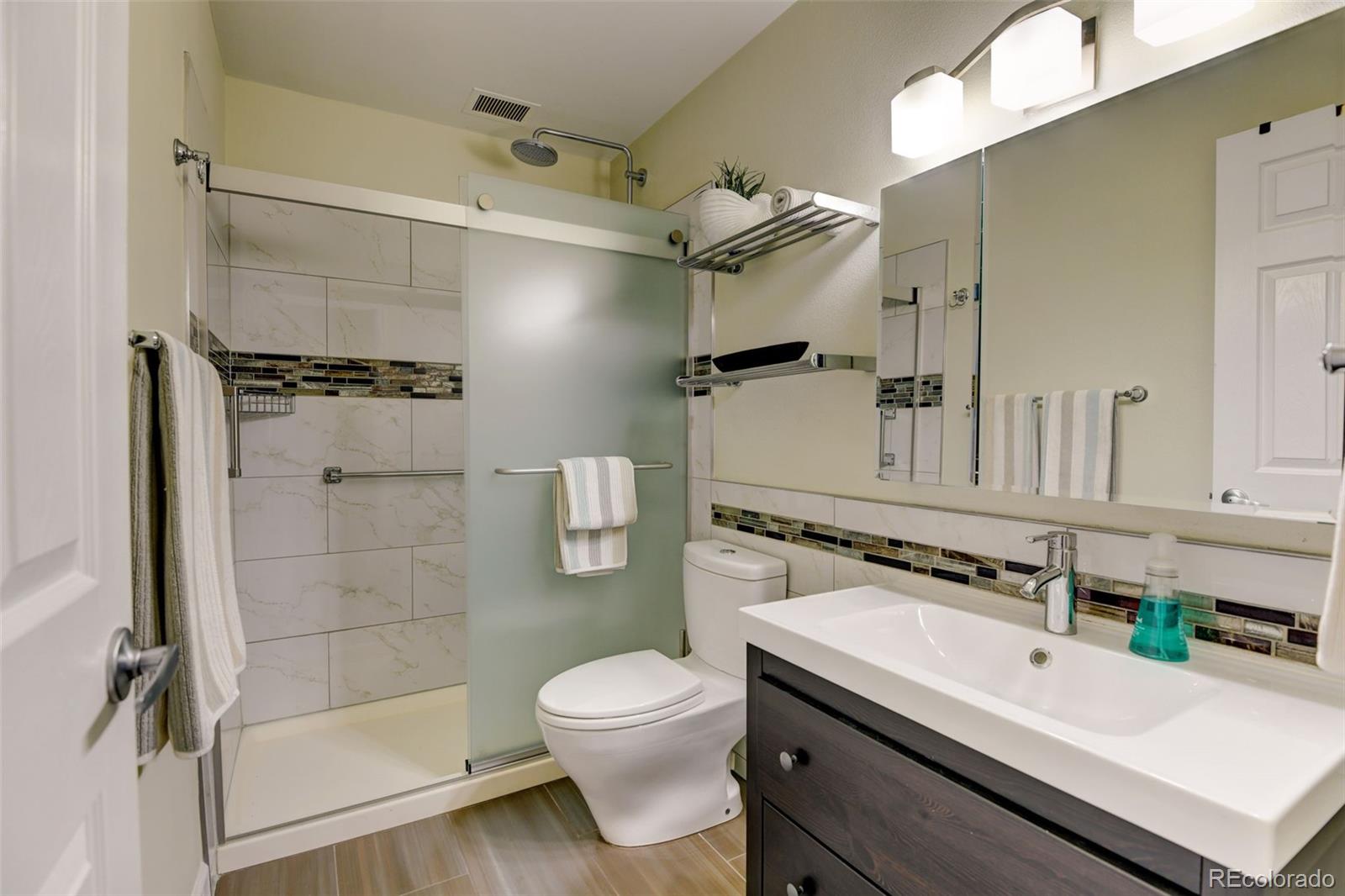 MLS Image #20 for 9180 e center avenue 9d,denver, Colorado